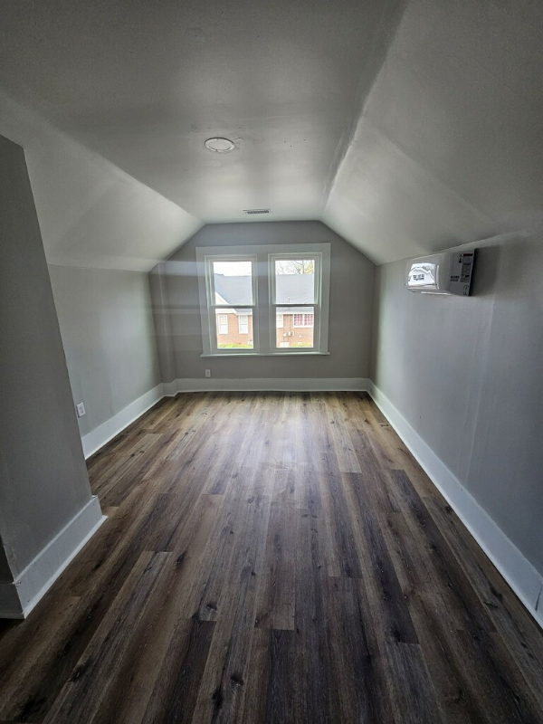 125 Walnut St #125WALNUT - Photo 2 of 13