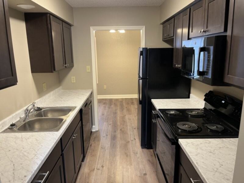2210 Conrad Dr #5 - Photo 3 of 14