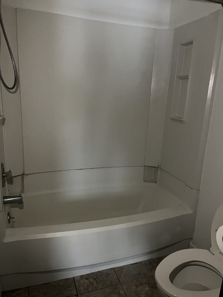 529 Hoyt St #3 - Photo 4 of 6