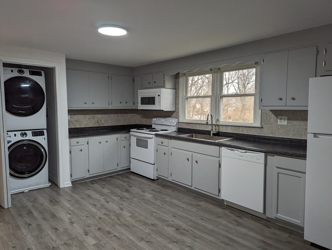 87 Antrim St #2 - Photo 2 of 12