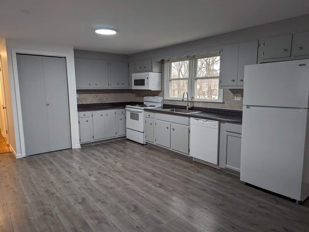 87 Antrim St #2 - Photo 3 of 12