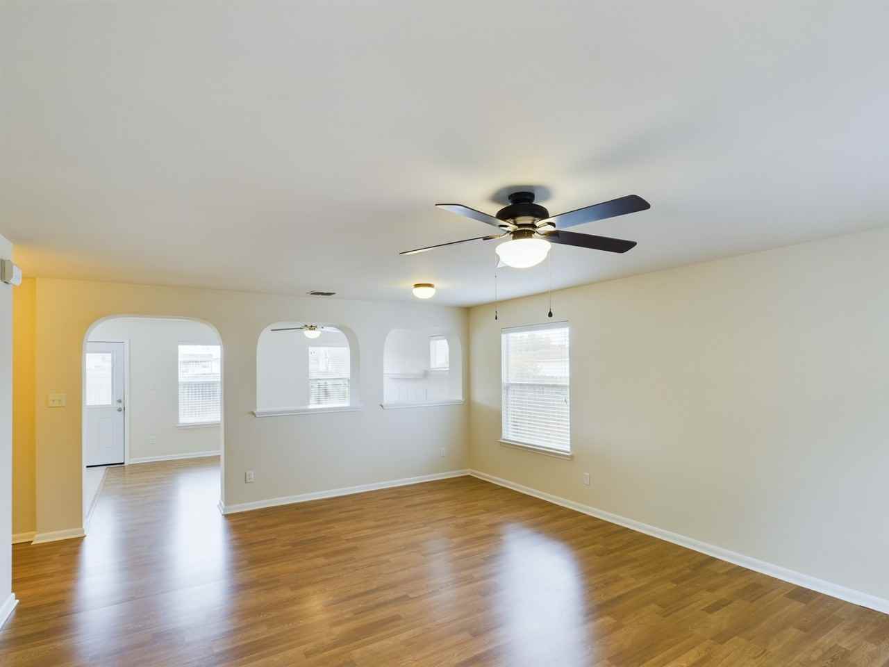 15123 Meredith Lane #NA - Photo 2 of 34