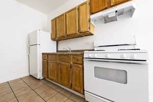 featured image of 6000 S Prairie Ave