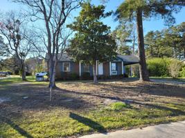 featured image of 6811 Radial Dr #1