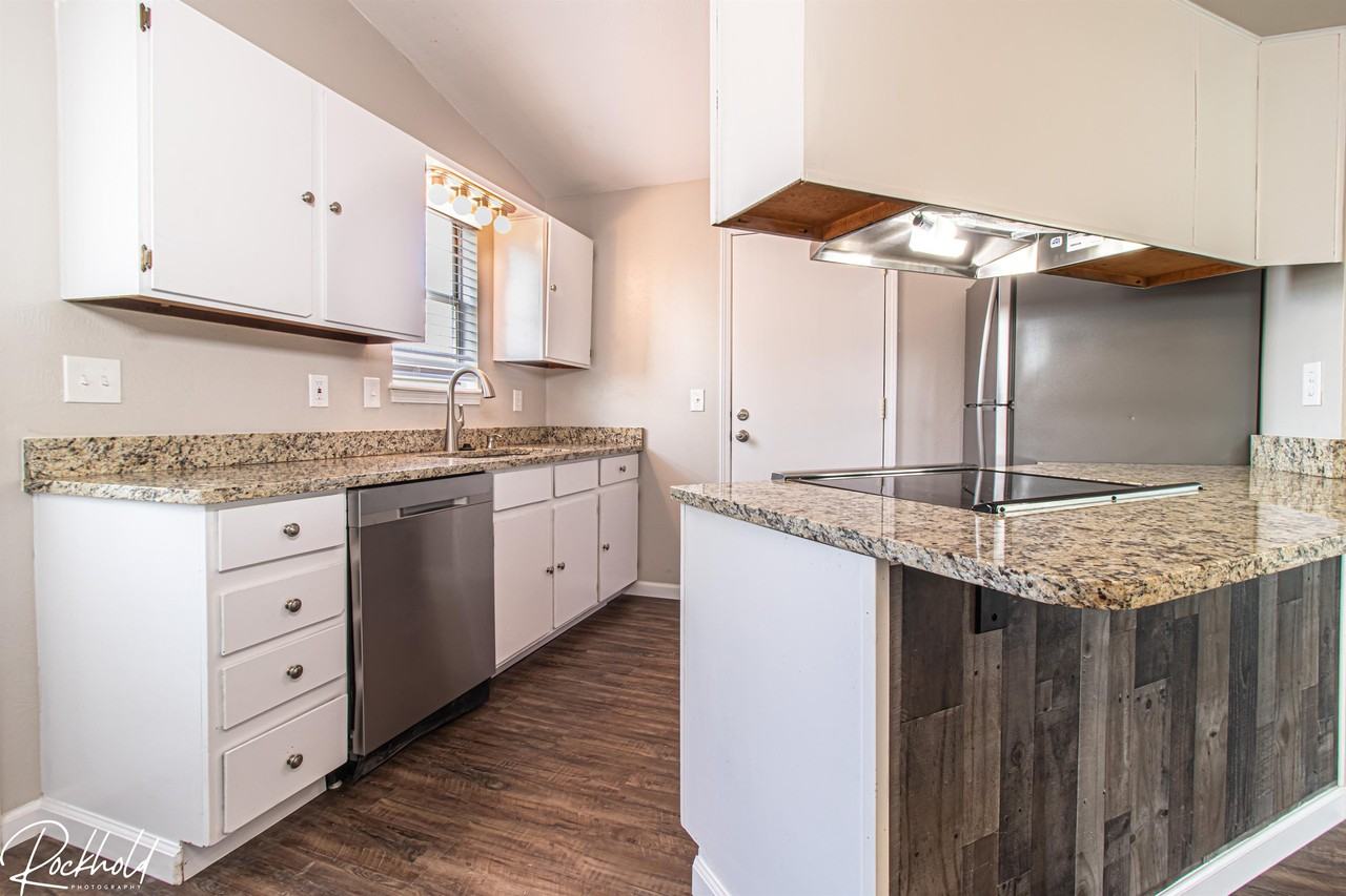 16901 E Stanford Ave - Photo 6 of 17