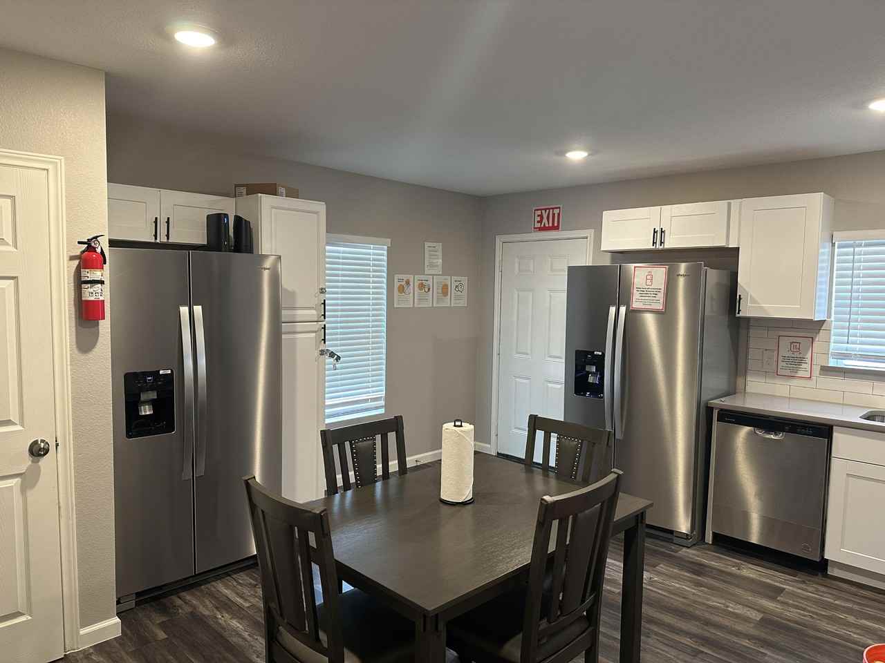 Colonial Ave - Photo 2 of 8