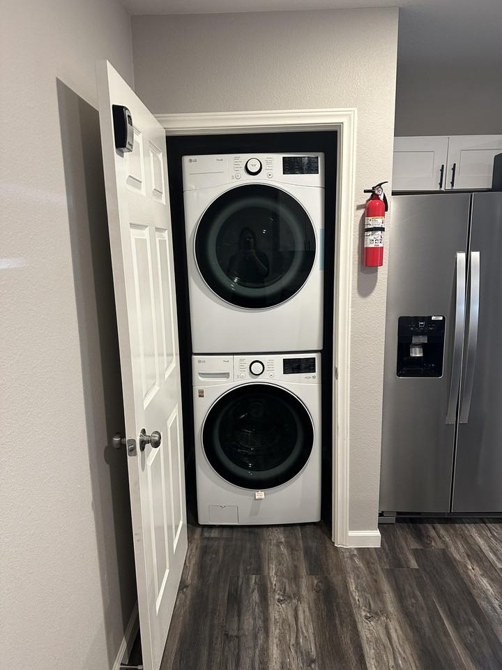 Colonial Ave - Photo 4 of 8