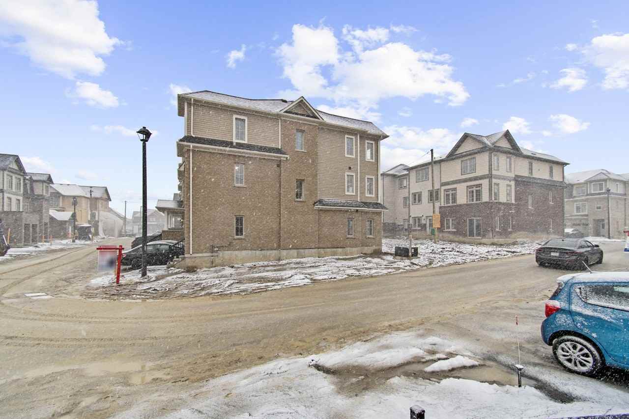 111 Senay Circle #111 - Photo 3 of 24