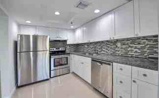 featured image of 17890 W Dixie Hwy