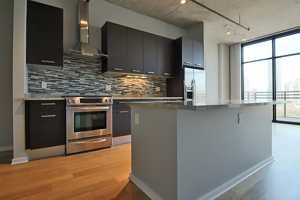 featured image of 150 W Roosevelt Rd