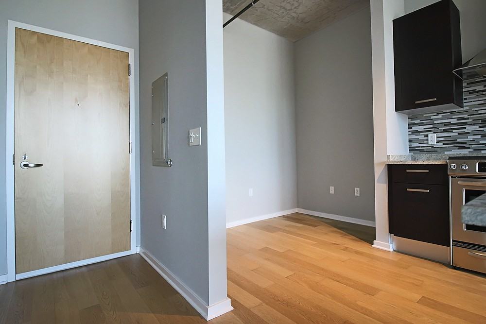 150 W Roosevelt Rd #1-1DEN - Photo 7 of 23