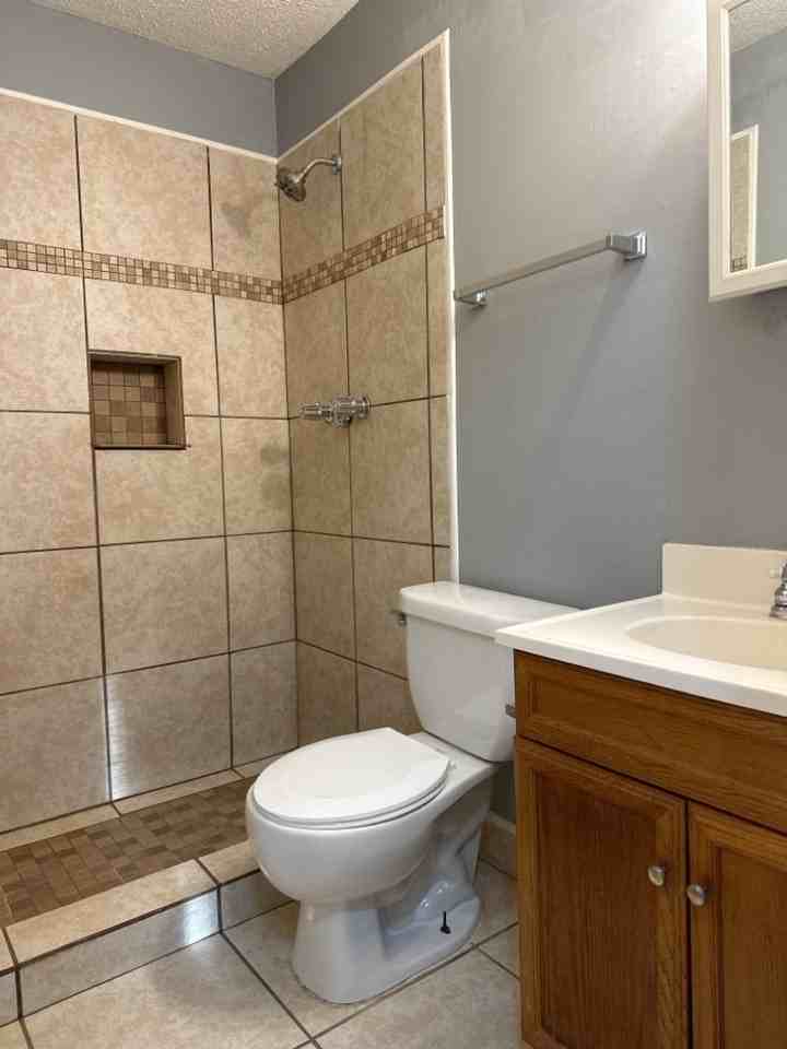 2609 Dublin Dr - Photo 7 of 10