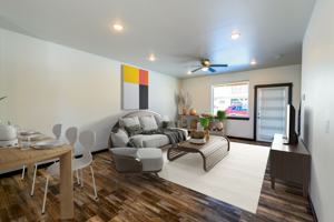 featured image of 827 Rookery Ln