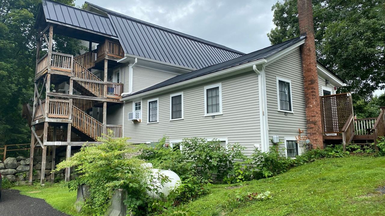 13 Tavern Way - Photo 2 of 25