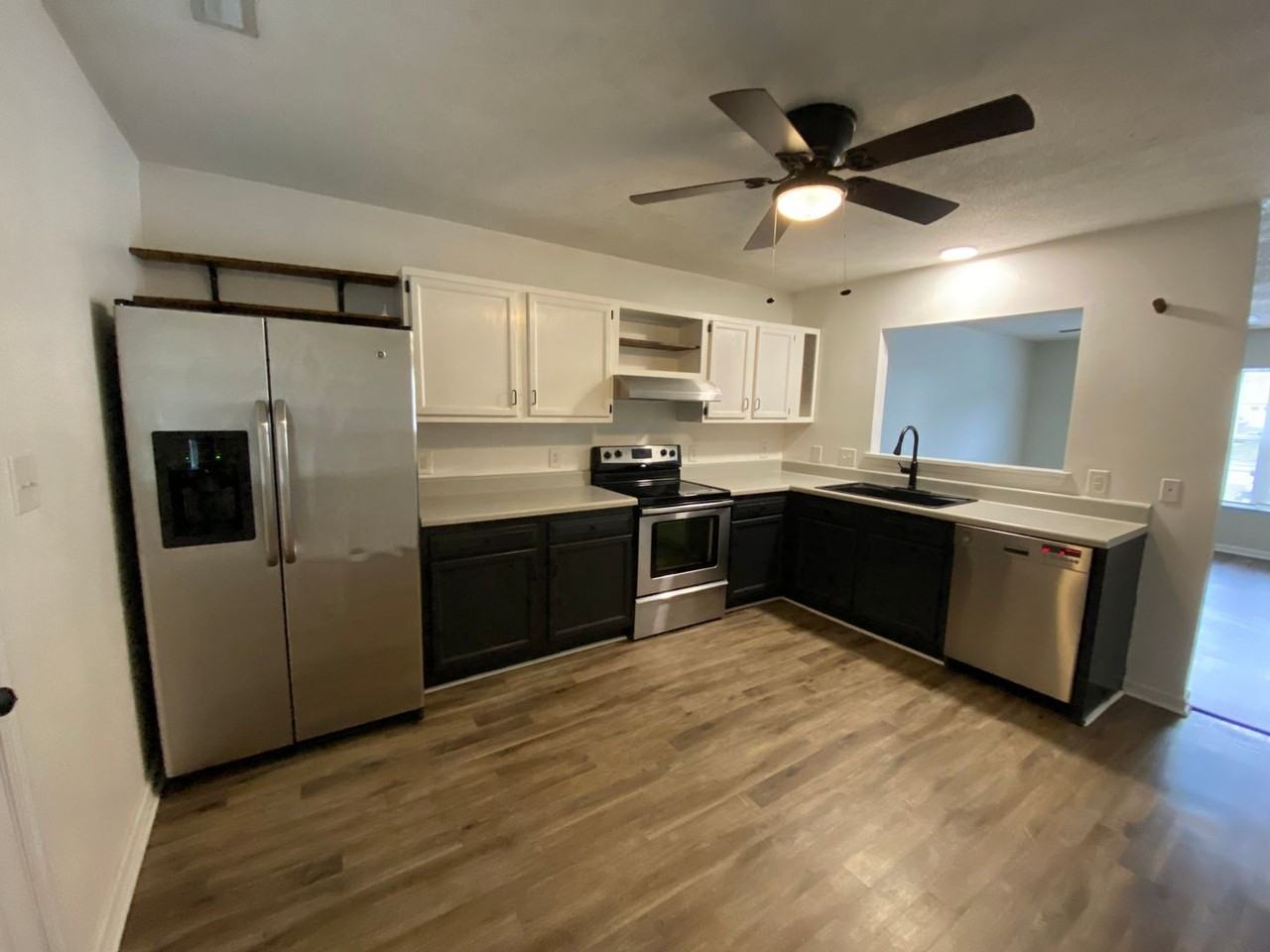 326 Bracken Pl - Photo 5 of 12