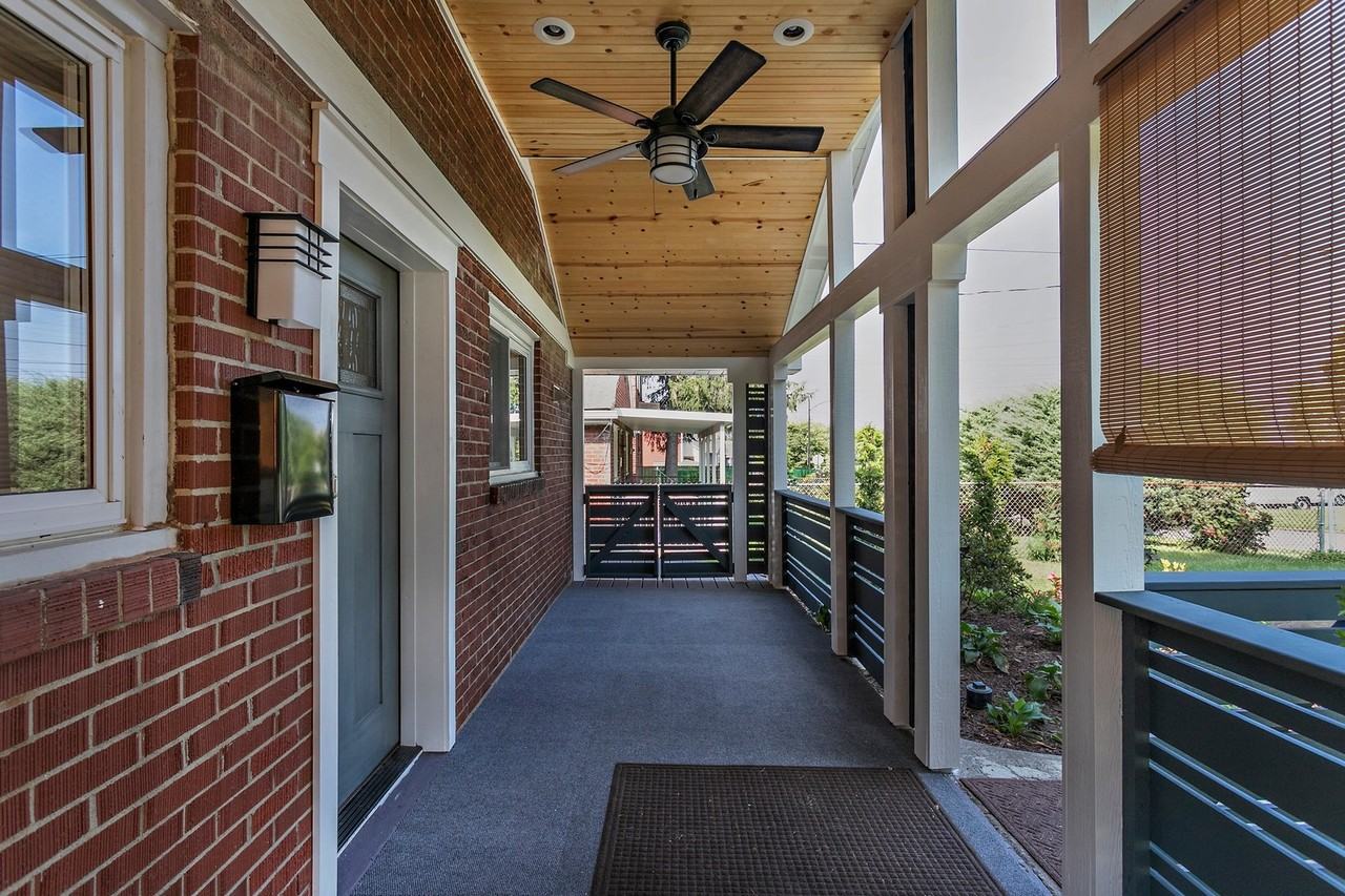 5208 Columbo St - Photo 2 of 26