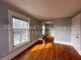 Ottawa 916 W Building - Photo 1 of 1