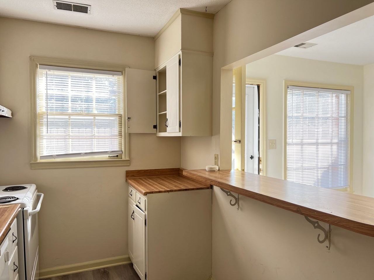 315 S Pope St #1 - Photo 5 of 11
