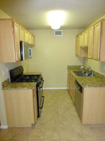 4735 Amber Ln #3 - Photo 4 of 11