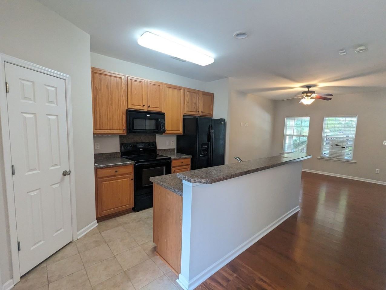 11011 Will Knox Rd - Photo 4 of 12