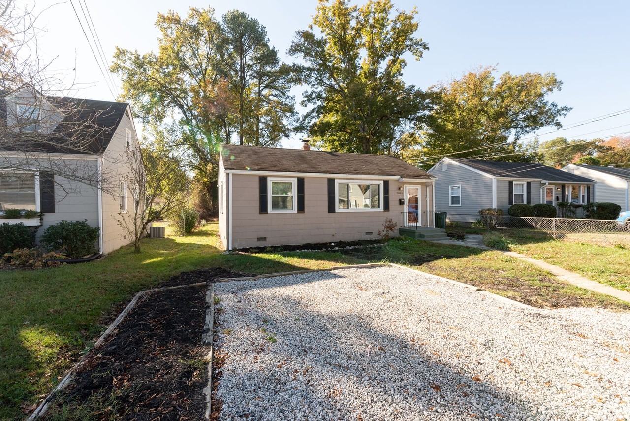 2815 Irisdale Ave - Photo 2 of 27