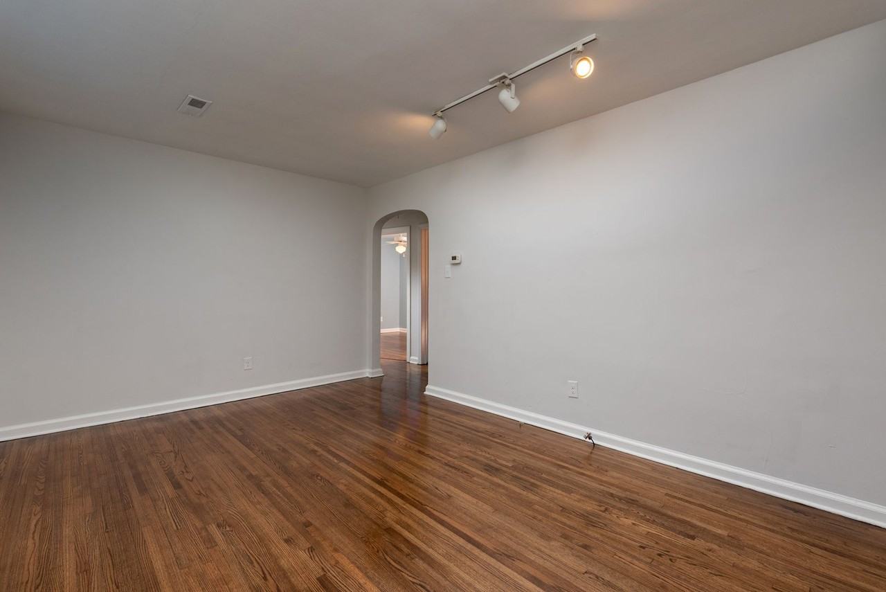 2815 Irisdale Ave - Photo 4 of 27