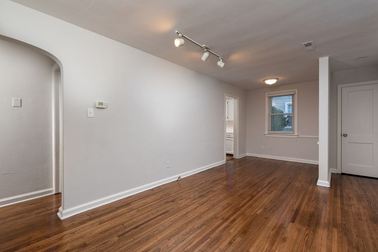 2815 Irisdale Ave - Photo 5 of 27