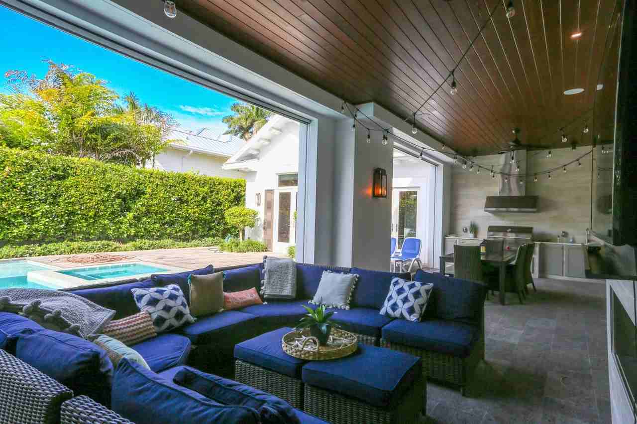 215 3rd Ave N - Photo 7 of 50