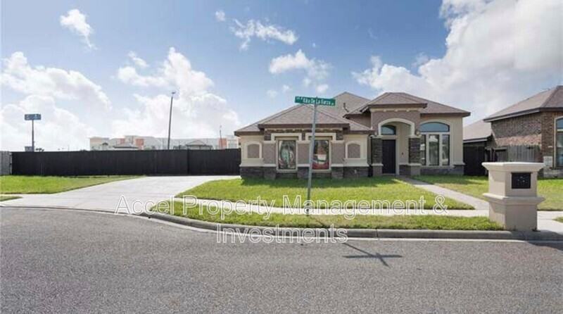 312 Kika De La Garza St - Photo 5 of 21