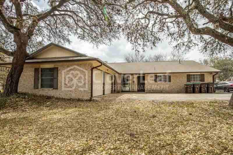 6002 Evers Rd - Photo 2 of 30