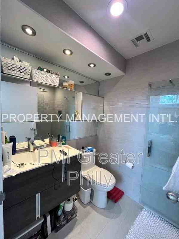182 Gay St #706 - Photo 7 of 30