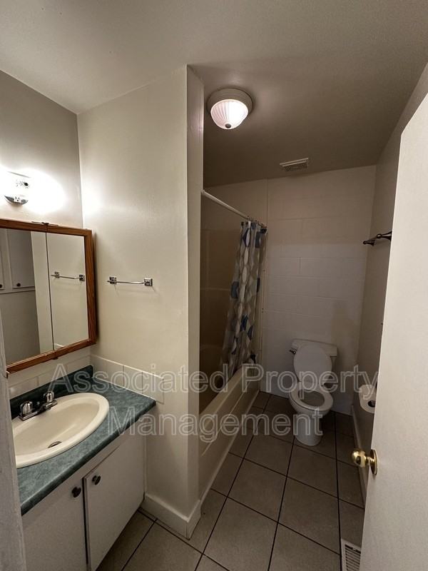 415 Lester Rd - Photo 2 of 15