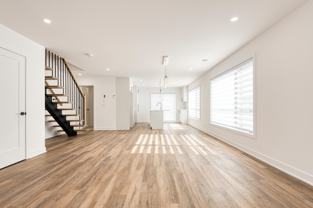 5100 Rue Descartes - Photo 1 of 1