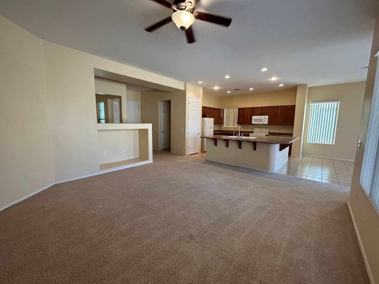 4250 E Blue Spruce Ln - Photo 3 of 27