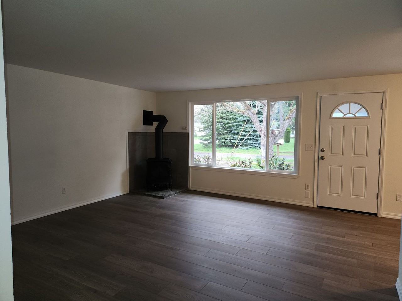 1192 48th Ave - Photo 2 of 14