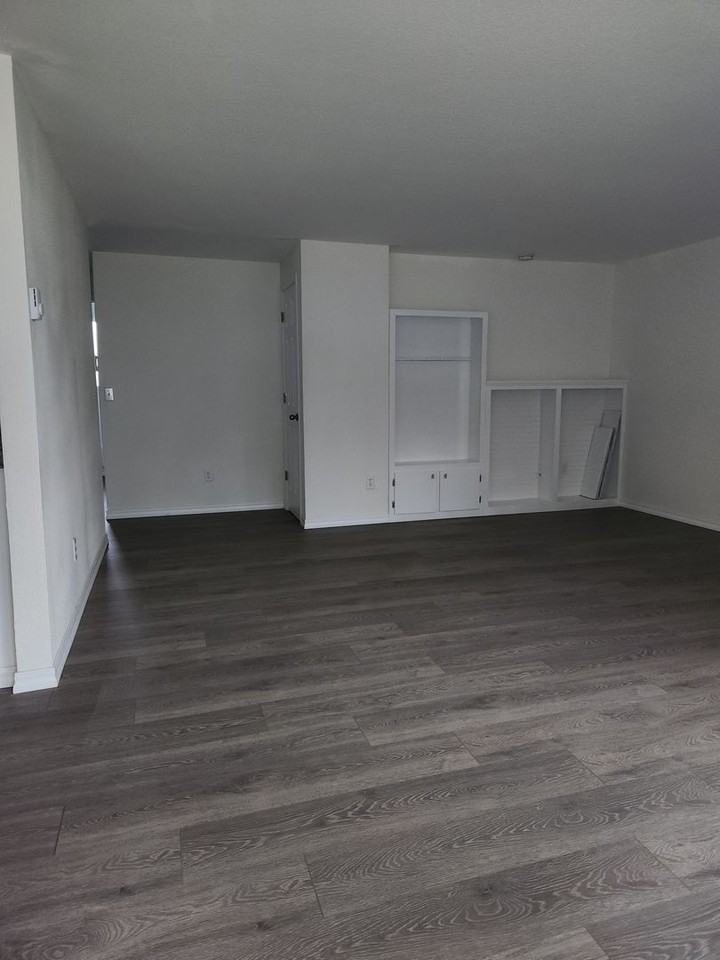 1192 48th Ave - Photo 3 of 14