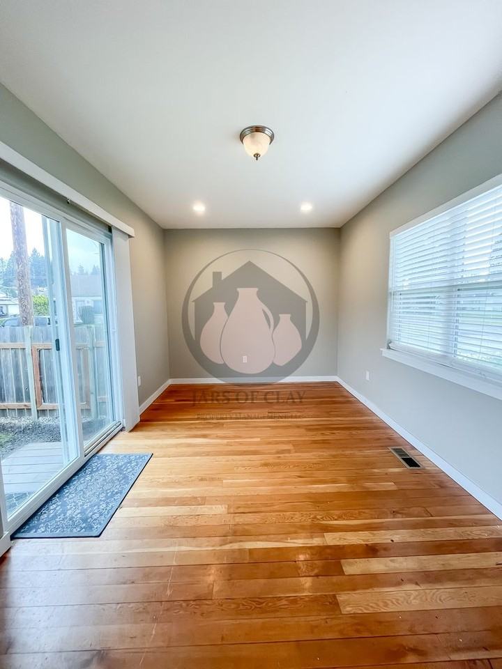 1515 N 2nd Ave - Photo 7 of 9