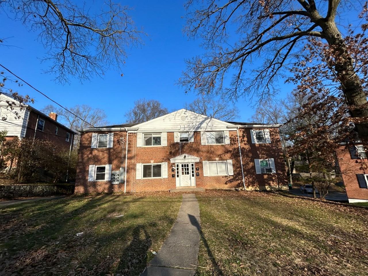 3521 Hazelwood Avenue Apartments 3521 Hazelwood Ave, Cincinnati, OH