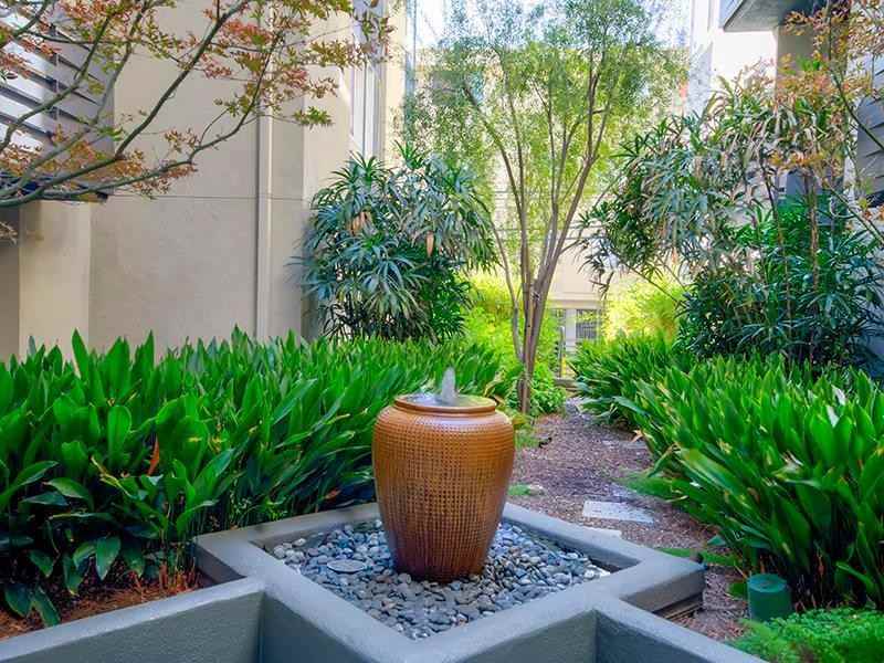 4121 Radford Avenue - Photo 5 of 5