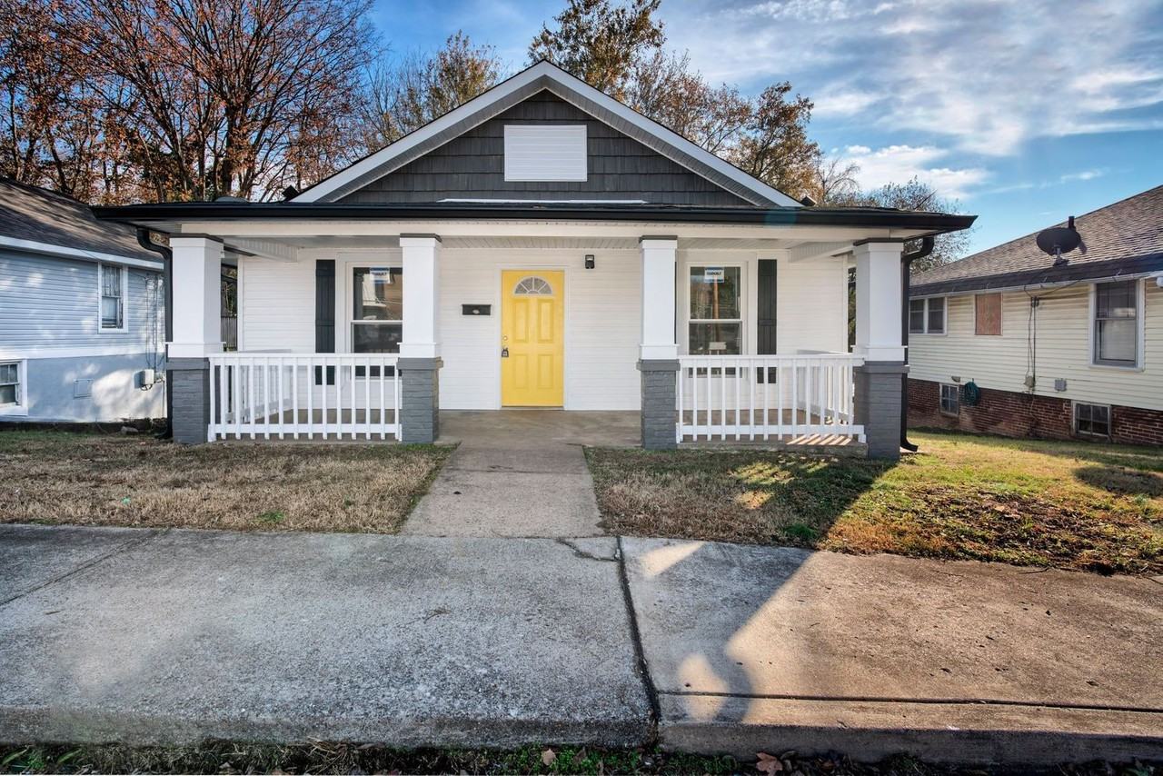 1012 Coulter St - Photo 3 of 20