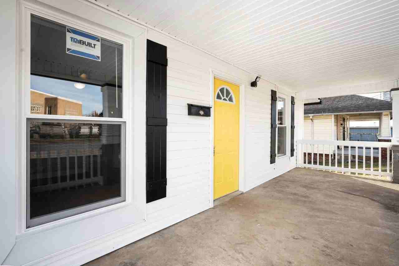 1012 Coulter St - Photo 6 of 20