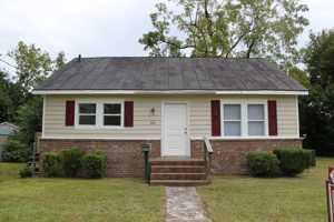 featured image of 220 Jones Street