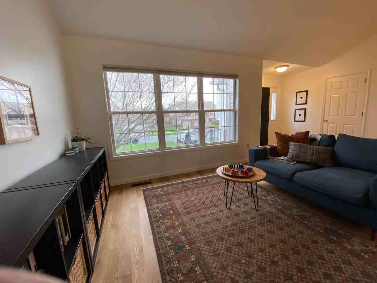 727 Linnet Ln - Photo 5 of 29
