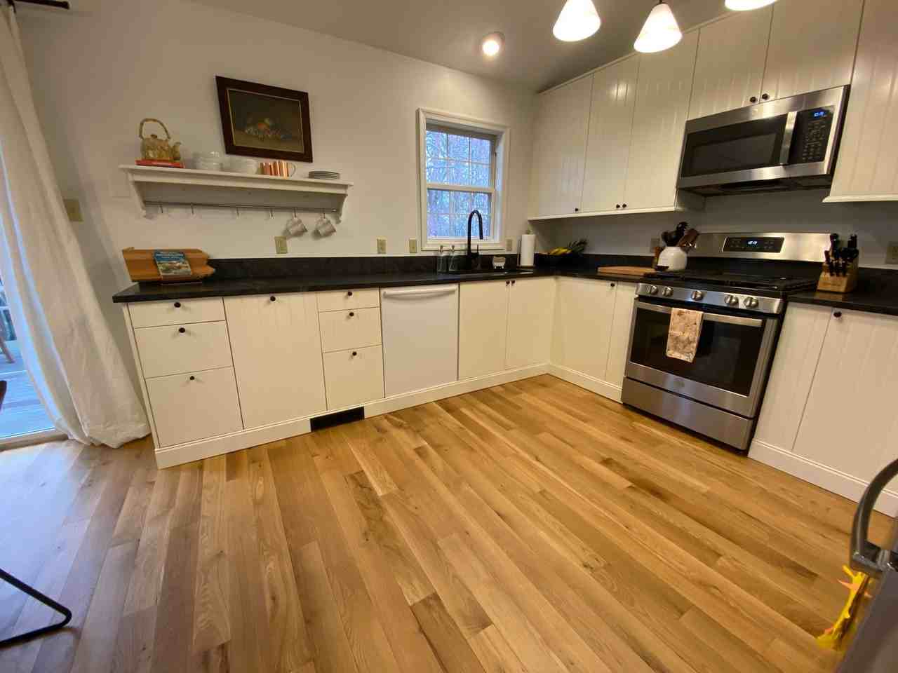 727 Linnet Ln - Photo 6 of 29
