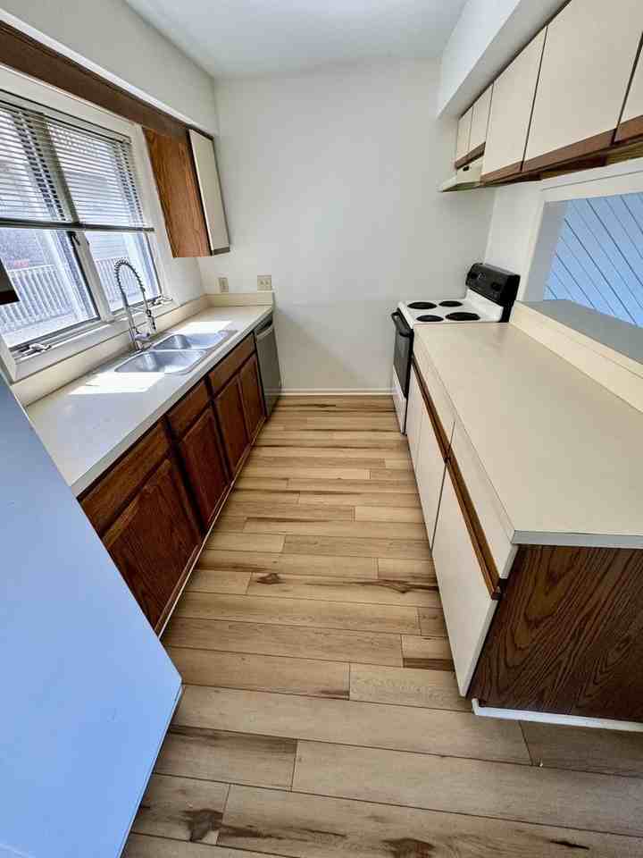 2326 Starfish Rd - Photo 4 of 18