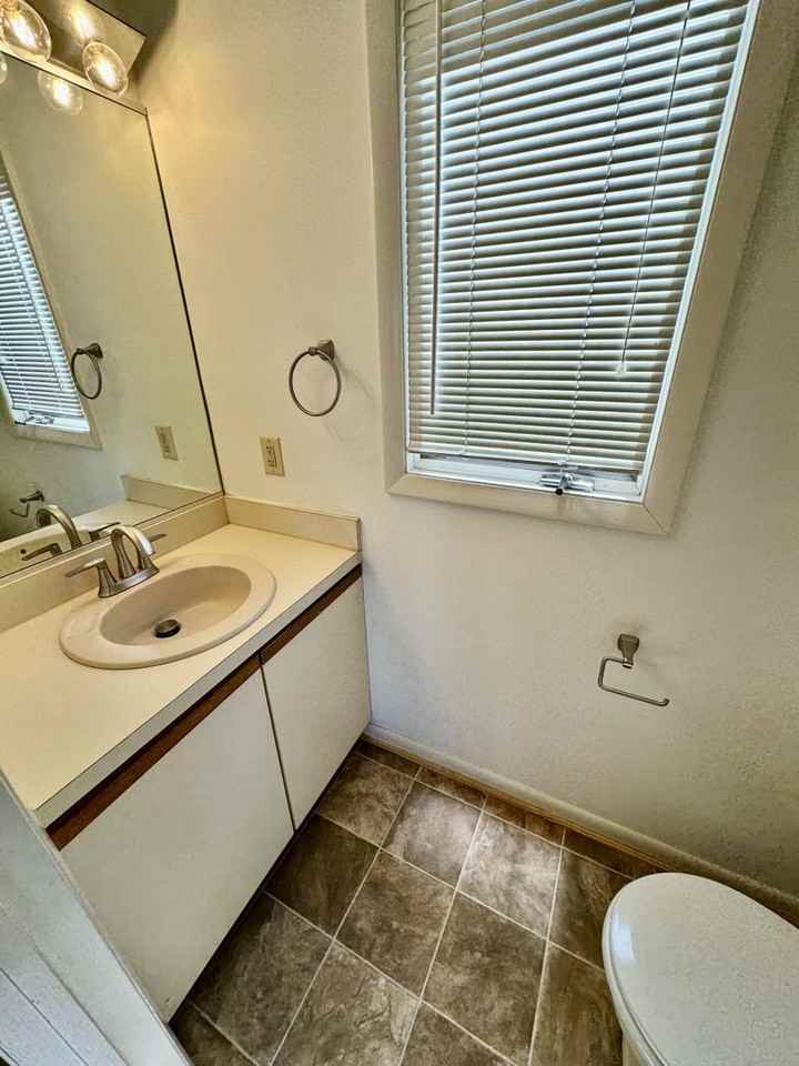 2326 Starfish Rd - Photo 6 of 18