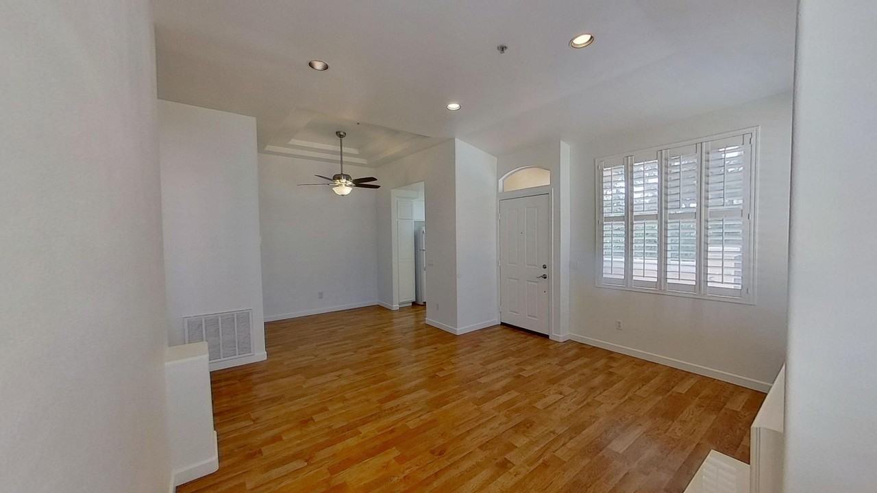 1807 Ladrillo Aisle #104 - Photo 6 of 15