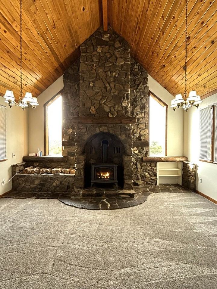 2270 Highway 142 - Photo 3 of 30