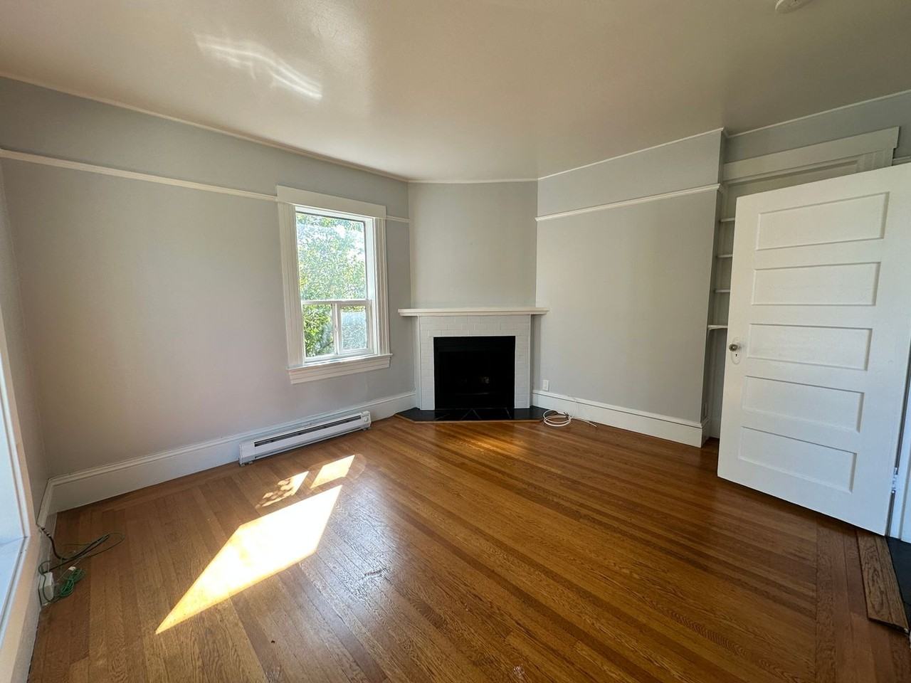 415 Mission Ave - Photo 3 of 23