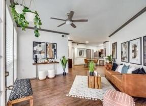17817 Coit Rd - Photo 1 of 1